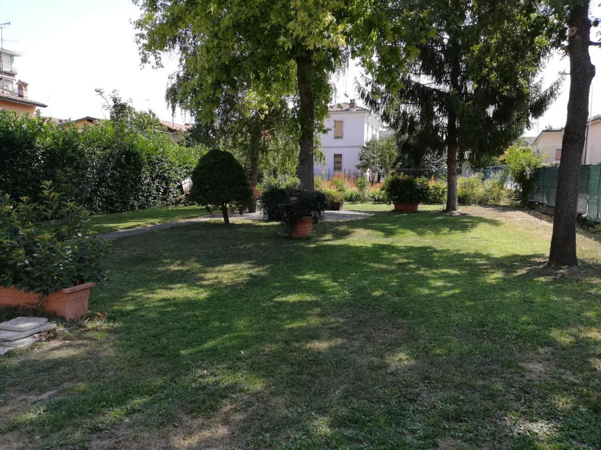 ヴォゲーラ Bellaria Bed & Breakfast エクステリア 写真