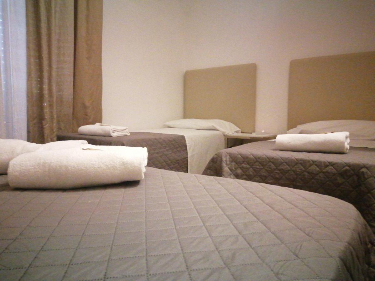 ヴォゲーラ Bellaria Bed & Breakfast エクステリア 写真