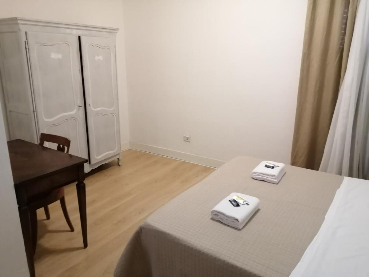 ヴォゲーラ Bellaria Bed & Breakfast エクステリア 写真